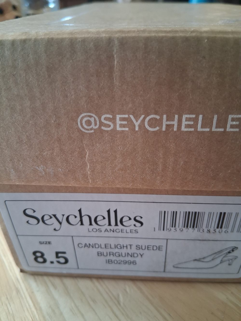 Seychelles Suede Candlelight Red/Burgundy Slingback Pointed Toe Kitten Heel NWB - Picture 7 of 7
